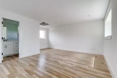 1612 Grigsby Avenue #102, Dallas, TX 75204 - Photo 22