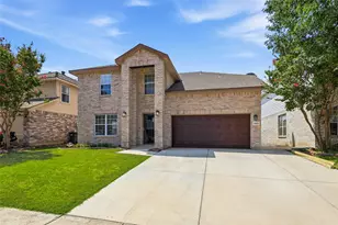 3520 Cattlebaron Dr, Fort Worth, TX 76262 - Photo 2