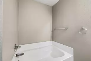 3520 Cattlebaron Dr, Fort Worth, TX 76262 - Photo 22