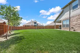 325 Little John Ct, Saginaw, TX 76179 - Photo 32