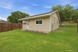 2264 Fritz Allen St, Sansom Park, TX 76114 - Photo 4