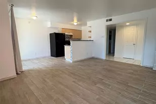 5913 Lake Hubbard Pkwy, Garland, TX 75043 - Photo 4