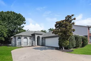 701 Long Hill Ct, McKinney, TX 75071 - Photo 1
