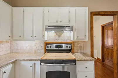 9142 5th Street, Crawford, TX 76638 - Photo 12