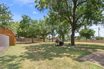 9142 5th Street, Crawford, TX 76638 - Photo 28