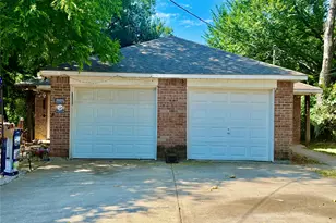 5004 Chapman St, Fort Worth, TX 76105 - Photo 2