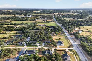 2805 Private, Burleson, TX 76028 - Photo 2