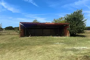 373 Wildbird Ln, Axtell, TX 76624 - Photo 10