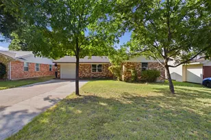 4577 Bonanza Ln, Dallas, TX 75211 - Photo 1