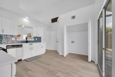2237 Greenview Drive, Carrollton, TX 75010 - Photo 14