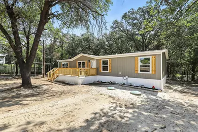 131 Kelly Court, Azle, TX 76020 - Photo 2