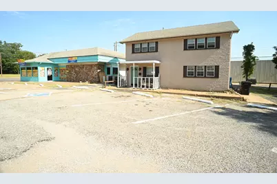 1018 S Austin Avenue, Denison, TX 75020 - Photo 2