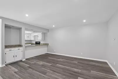 2712 Meadowstone Court, Carrollton, TX 75006 - Photo 8