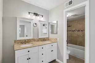 2712 Meadowstone Ct, Carrollton, TX 75006 - Photo 20