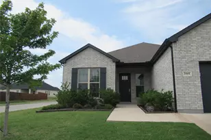 305 Chase Creek Dr, Lavon, TX 75166 - Photo 2