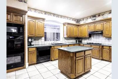 7205 Bettye Haun Drive, Plano, TX 75024 - Photo 6