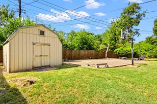 5204 Roxie St, Haltom City, TX 76117 - Photo 24