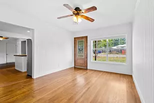 5204 Roxie St, Haltom City, TX 76117 - Photo 4