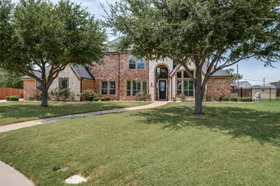 211 Bush Circle, Ferris, TX 75125 - Photo 2