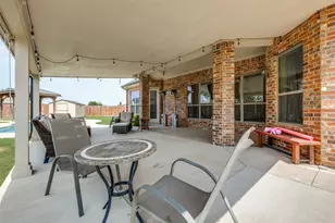 211 Bush Cir, Ferris, TX 75125 - Photo 20