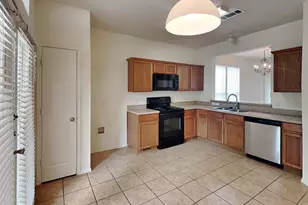 10661 Traymore Dr, Fort Worth, TX 76244 - Photo 4