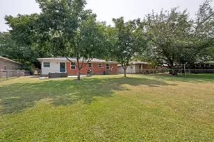 1009 Zelda Dr, Hurst, TX 76053 - Photo 24