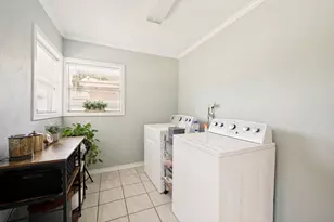 1009 Zelda Dr, Hurst, TX 76053 - Photo 20
