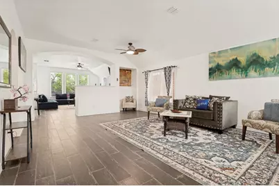 409 Creek Point Lane, Arlington, TX 76002 - Photo 2