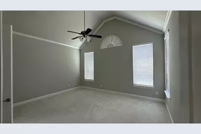8533 Pine Valley Drive, McKinney, TX 75070 - Photo 16
