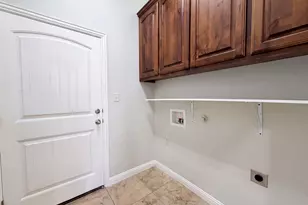 120 Donna Cir, Granbury, TX 76049 - Photo 18