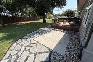 300 W Main St, Gunter, TX 75058 - Photo 32