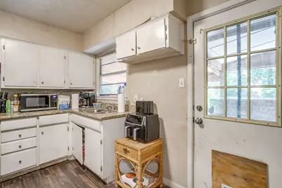 702 Lombardy Lane, Arlington, TX 76013 - Photo 10