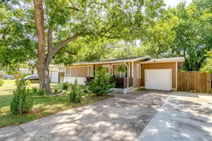 702 Lombardy Ln, Arlington, TX 76013 - Photo 1