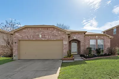 2528 Big Spring Drive, Fort Worth, TX 76120 - Photo 2