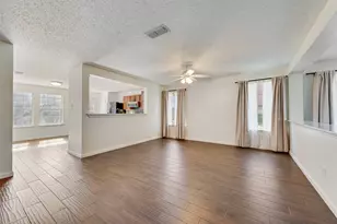 2528 Big Spring Dr, Fort Worth, TX 76120 - Photo 10