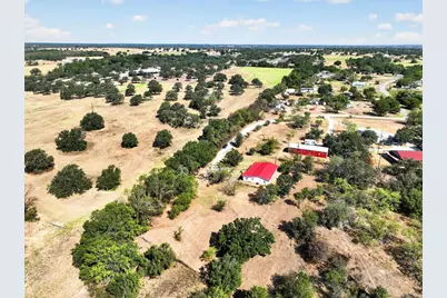 795 Meadow Road, Springtown, TX 76082 - Photo 24