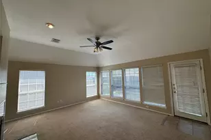 10701 Nashville Dr, Frisco, TX 75035 - Photo 4