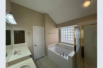 10701 Nashville Drive, Frisco, TX 75035 - Photo 14