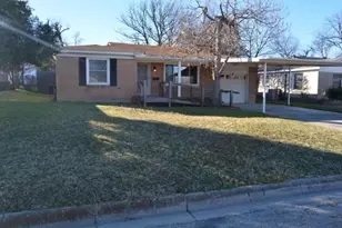 413 Kimbrough St, White Settlement, TX 76108 - Photo 2
