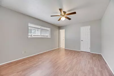 2002 Rose Hill Road, Carrollton, TX 75007 - Photo 20