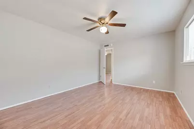 2002 Rose Hill Road, Carrollton, TX 75007 - Photo 22