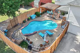 1324 Black Oak Dr, Carrollton, TX 75007 - Photo 32