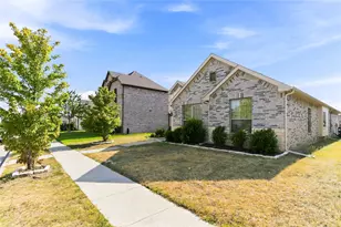 105 Finlee Ln, Red Oak, TX 75154 - Photo 4