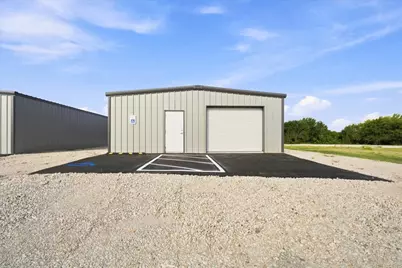 200 Hospital Drive #E, Corsicana, TX 75110 - Photo 2