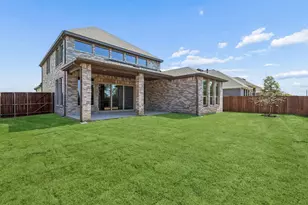 1011 Goldenrod Dr, Justin, TX 76247 - Photo 28