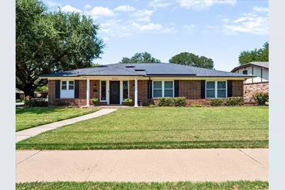 420 Cannon Drive, Hurst, TX 76054 - Photo 2
