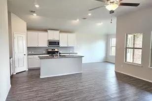 4529 Ashmark Rd, Little Elm, TX 76227 - Photo 8