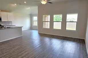 4529 Ashmark Rd, Little Elm, TX 76227 - Photo 4