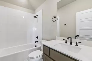 1003 Goldenrod Dr, Justin, TX 76247 - Photo 30