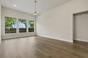 1017 Goldenrod Dr, Justin, TX 76247 - Photo 20